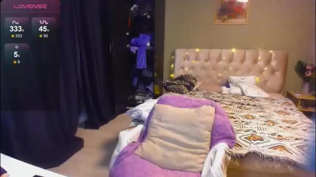 Image 4 of yesofie Stream on Chaturbate on 15 hours ago