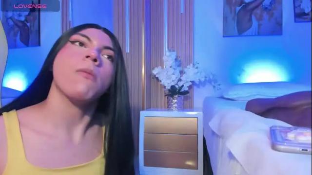Image 4 of yess__daddy Stream on Chaturbate on 15 days ago