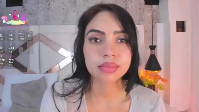 Image 4 of yessica_monteiro Stream on Chaturbate on 2 months ago