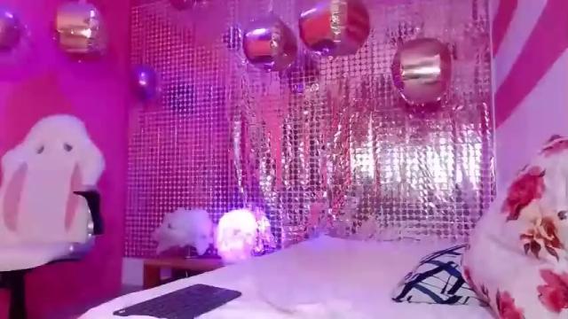 Image 4 of yeyis1_ Stream on Chaturbate on 20 months ago