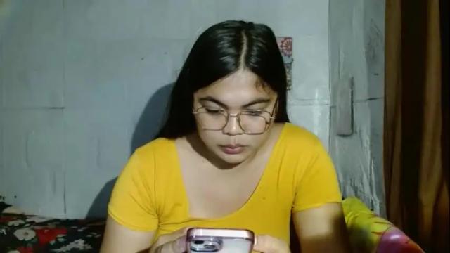 Image 4 of yhanacum25 Stream on Chaturbate on 25 days ago