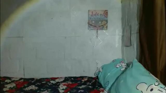 Image 2 of yhanacum25 Stream on Chaturbate on 25 days ago