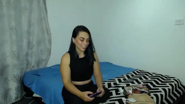 Image 2 of ying_yang_ Stream on Chaturbate on 25 months ago