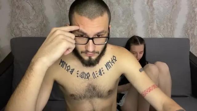 Image 4 of yinyang0_0 Stream on Chaturbate on 17 months ago