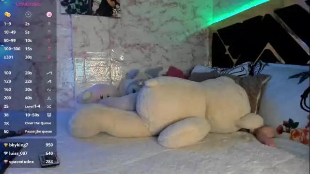 Image 12 of yluismag Stream on Chaturbate on 22 days ago