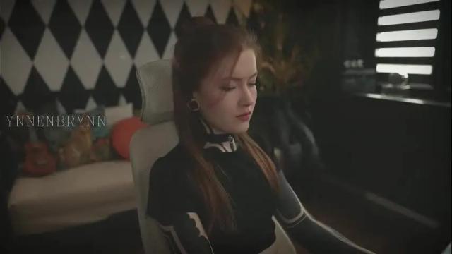 Image 12 of ynnenbrynn Stream on Chaturbate on 24 days ago