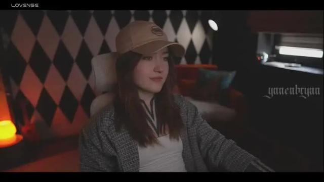 Image 10 of ynnenbrynn Stream on Chaturbate on 3 months ago