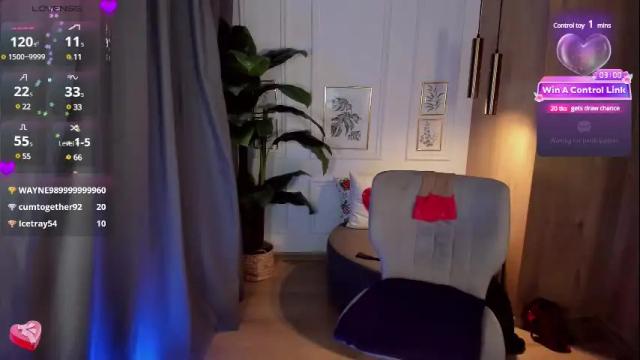 Image 12 of yolanda_kiss Stream on Chaturbate on 1 month ago