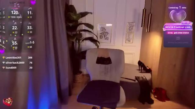 Image 3 of yolanda_kiss Stream on Chaturbate on 1 month ago
