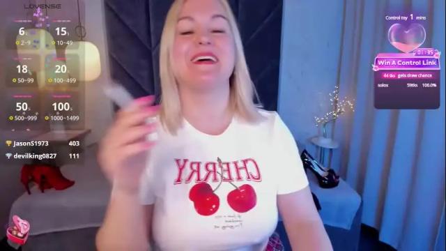Image 3 of yolanda_kiss Stream on Chaturbate on 1 month ago