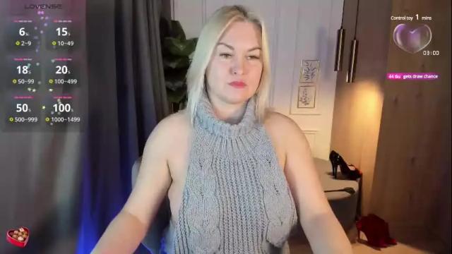 Image 3 of yolanda_kiss Stream on Chaturbate on 19 days ago