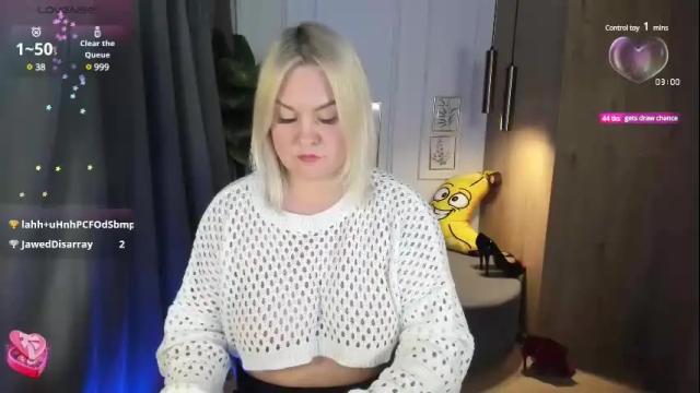 Image 2 of yolanda_kiss Stream on Chaturbate on 10 days ago