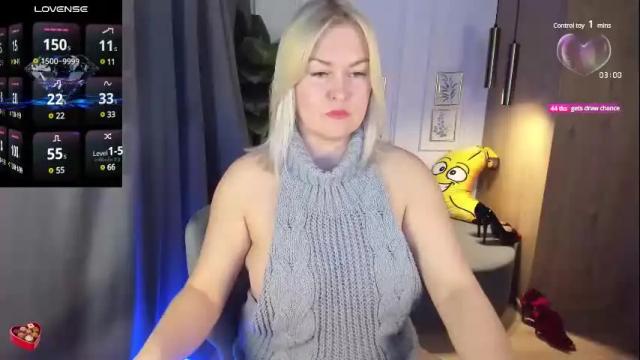 Image 2 of yolanda_kiss Stream on Chaturbate on 2 days ago