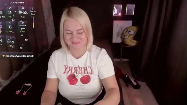 Image 11 of yolanda_kiss Stream on Chaturbate on 28 days ago