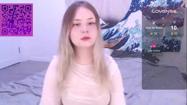 Image 8 of yoliverse Stream on Chaturbate on 25 days ago