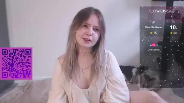 Image 10 of yoliverse Stream on Chaturbate on 7 months ago