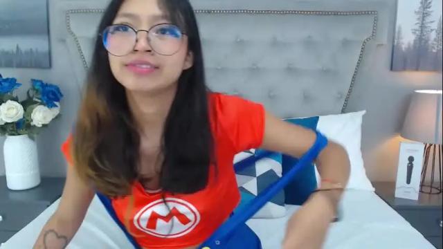 Image 11 of yommi_winx Stream on Chaturbate on 10 days ago