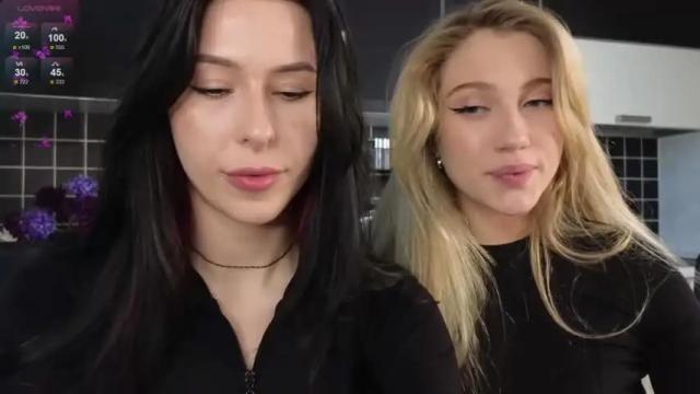 Image 12 of yononeey Stream on Chaturbate on 14 months ago