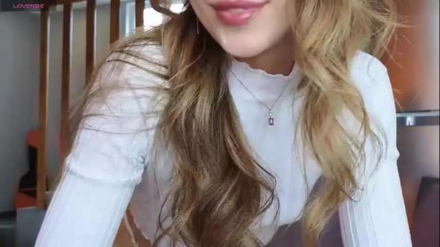 Image 4 of yononeey Stream on Chaturbate on 25 days ago