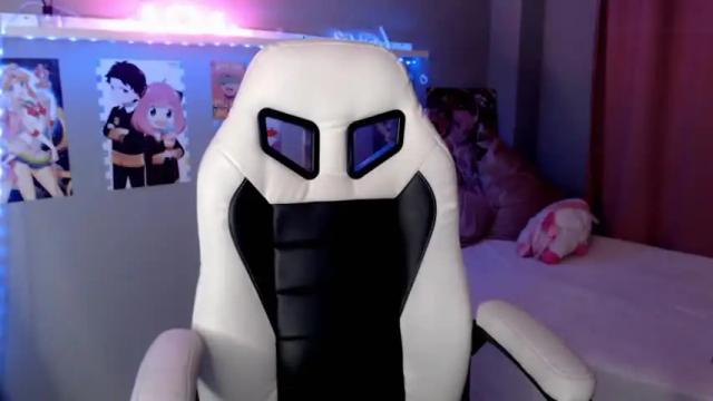 Image 10 of yorunoluna Stream on Chaturbate on 24 months ago