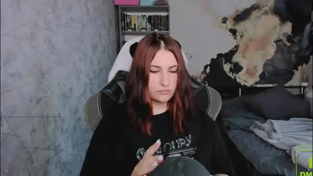 Image 3 of you_lika Stream on Chaturbate on 1 month ago