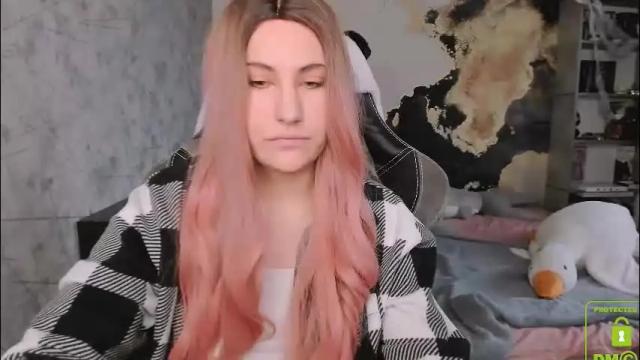 Image 3 of you_lika Stream on Chaturbate on 10 days ago