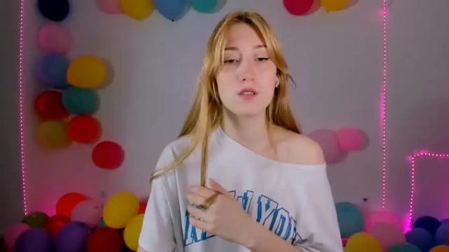 Image 7 of you_so_good Stream on Chaturbate on 21 months ago