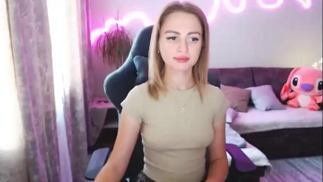 Image 10 of youdreamm Stream on Chaturbate on 16 days ago