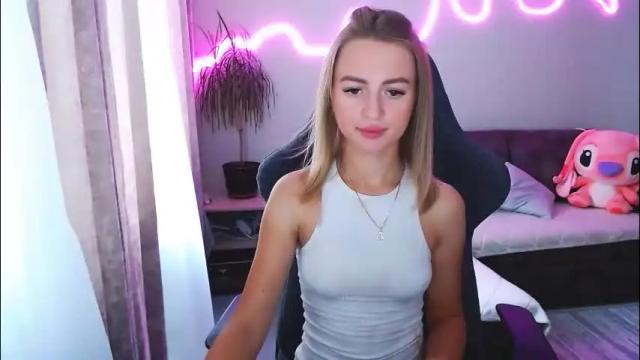 Image 11 of youdreamm Stream on Chaturbate on 4 months ago