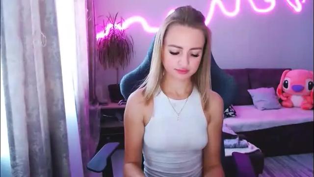 Image 10 of youdreamm Stream on Chaturbate on 4 months ago