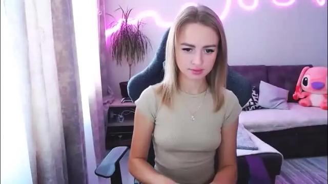 Image 3 of youdreamm Stream on Chaturbate on 3 months ago