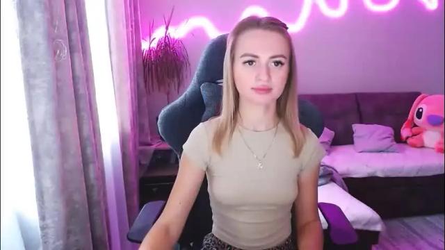 Image 10 of youdreamm Stream on Chaturbate on 2 months ago