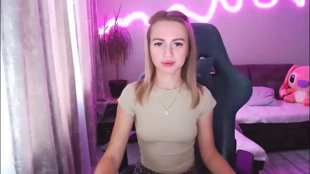 Image 8 of youdreamm Stream on Chaturbate on 2 months ago