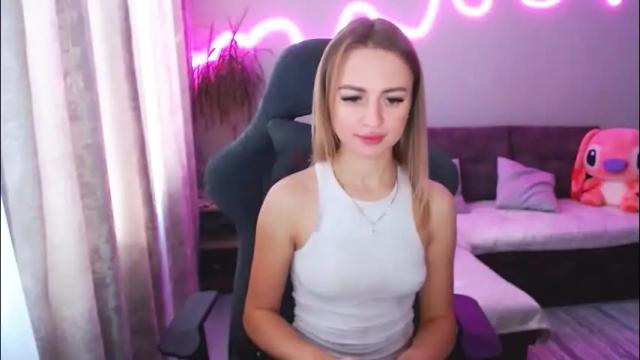 Image 6 of youdreamm Stream on Chaturbate on 2 months ago