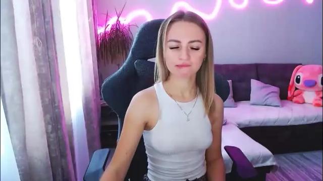 Image 7 of youdreamm Stream on Chaturbate on 2 months ago