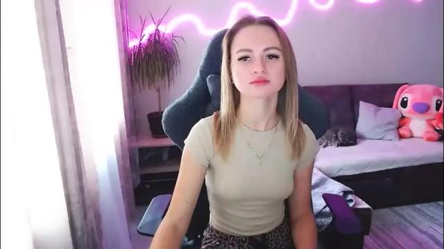 Image 6 of youdreamm Stream on Chaturbate on 2 months ago