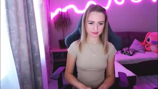 Image 2 of youdreamm Stream on Chaturbate on 2 months ago