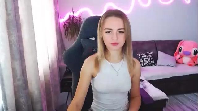 Image 4 of youdreamm Stream on Chaturbate on 2 months ago