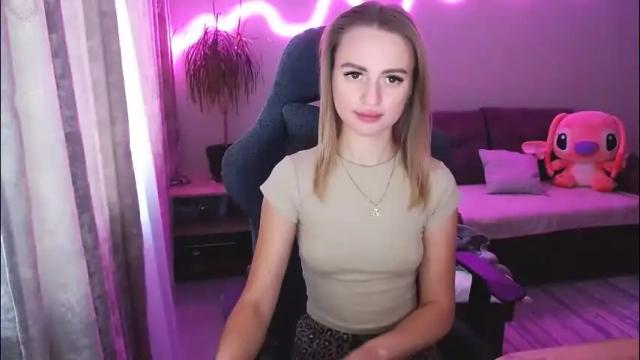 Image 2 of youdreamm Stream on Chaturbate on 2 months ago