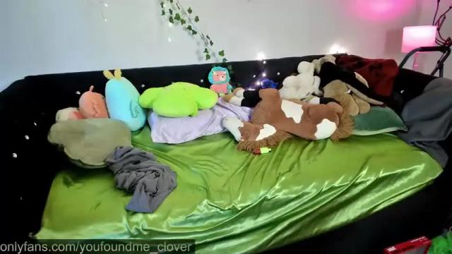 Thumbnail 2, youfoundme_clover's Stream at Chaturbate, 18 months ago