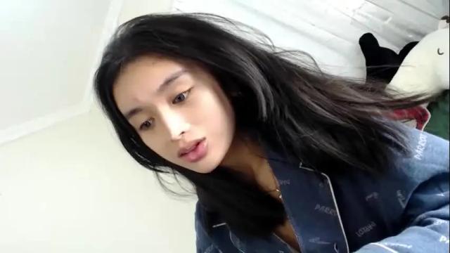 Image 8 of yougotelise69 Stream on Chaturbate on 1 month ago