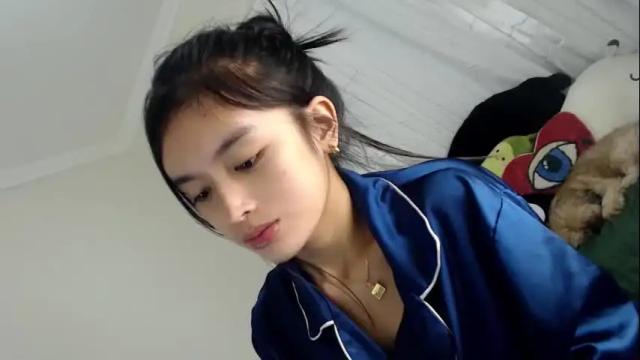 Image 4 of yougotelise69 Stream on Chaturbate on 1 month ago