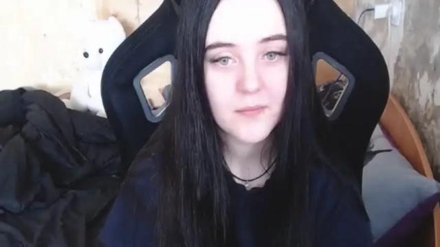 Image 8 of your_8a8y Stream on Chaturbate on 14 months ago