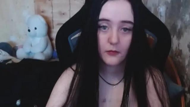 Image 4 of your_8a8y Stream on Chaturbate on 14 months ago