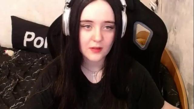 Image 10 of your_8a8y Stream on Chaturbate on 18 days ago