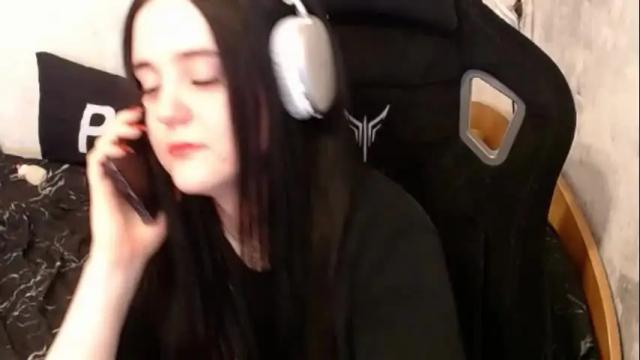 Image 8 of your_8a8y Stream on Chaturbate on 18 days ago