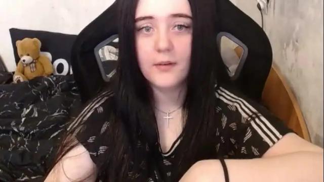 Image 8 of your_8a8y Stream on Chaturbate on 13 days ago