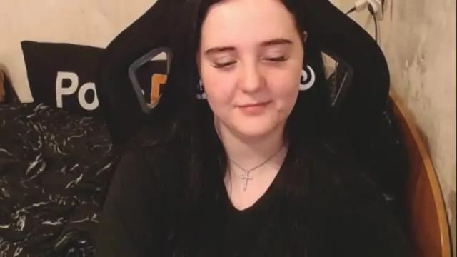 Image 11 of your_8a8y Stream on Chaturbate on 14 days ago