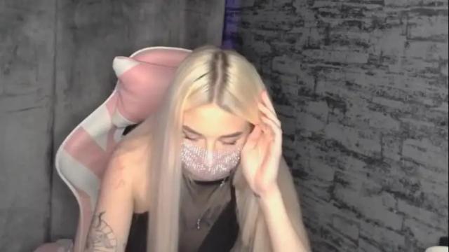 Image 3 of your___barbie Stream on Chaturbate on 9 months ago