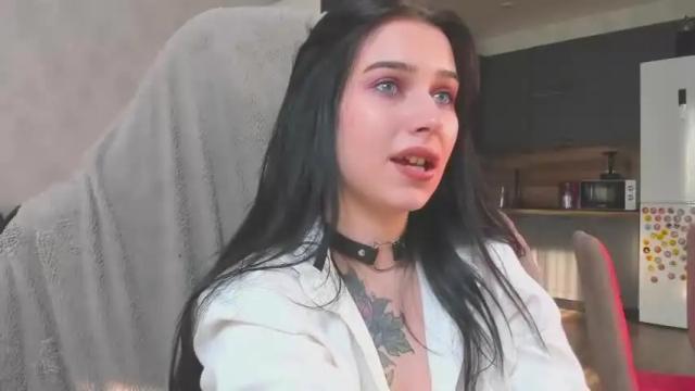 Image 7 of your__eva0 Stream on Chaturbate on 19 months ago